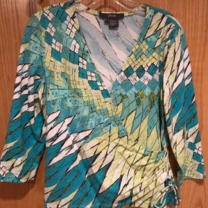 Per Se by Carlisle Vneck Print Top Sz L
